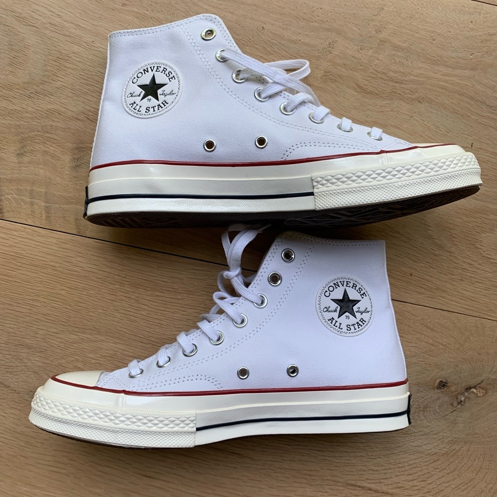 New Wot - Converse White High-Tops with Red Trim